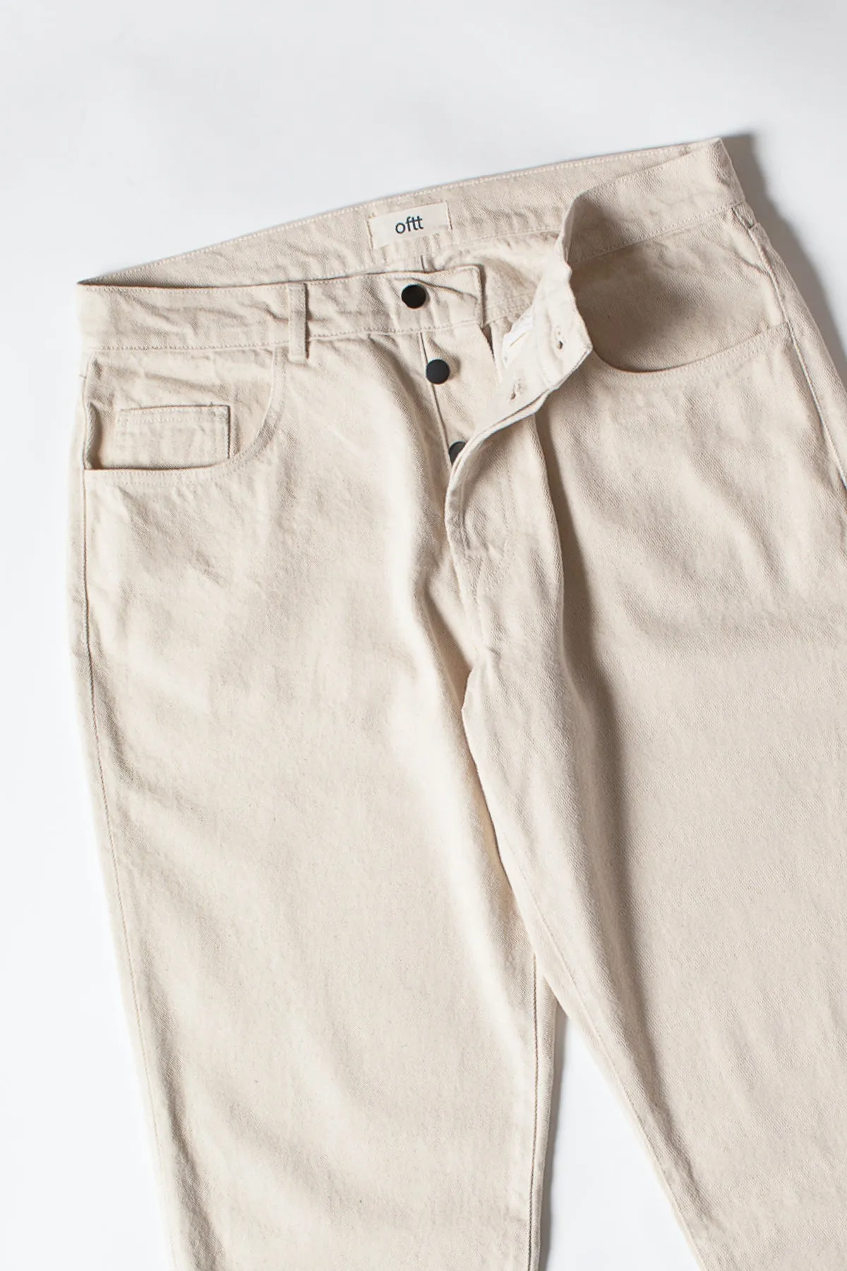 08 / Natural Jeans White