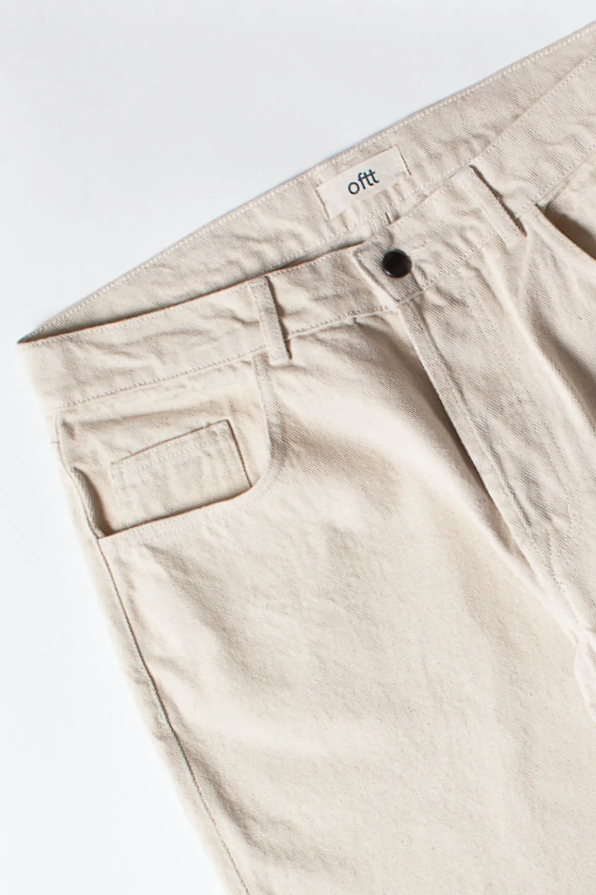 08 / Natural Jeans White