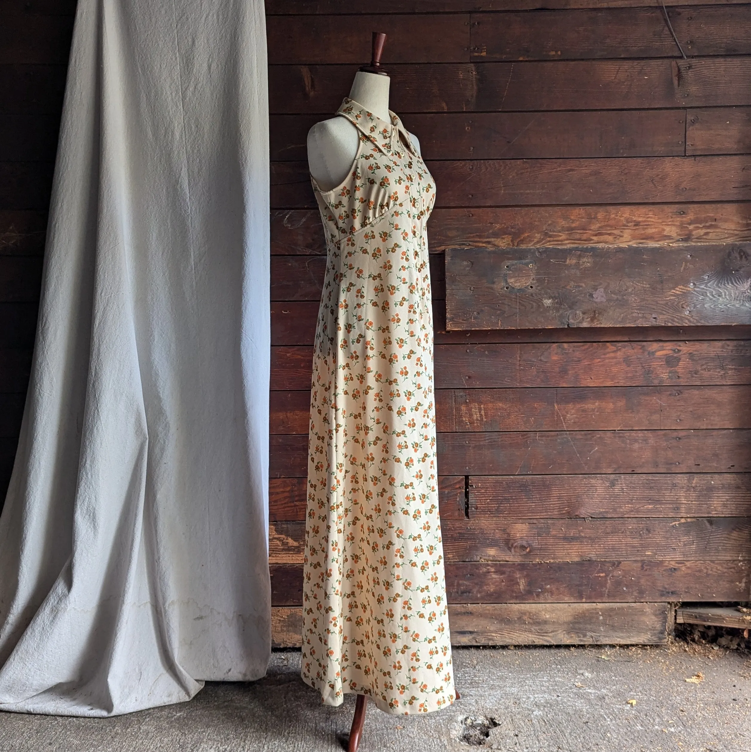 70s Vintage Sleeveless Floral Maxi Dress