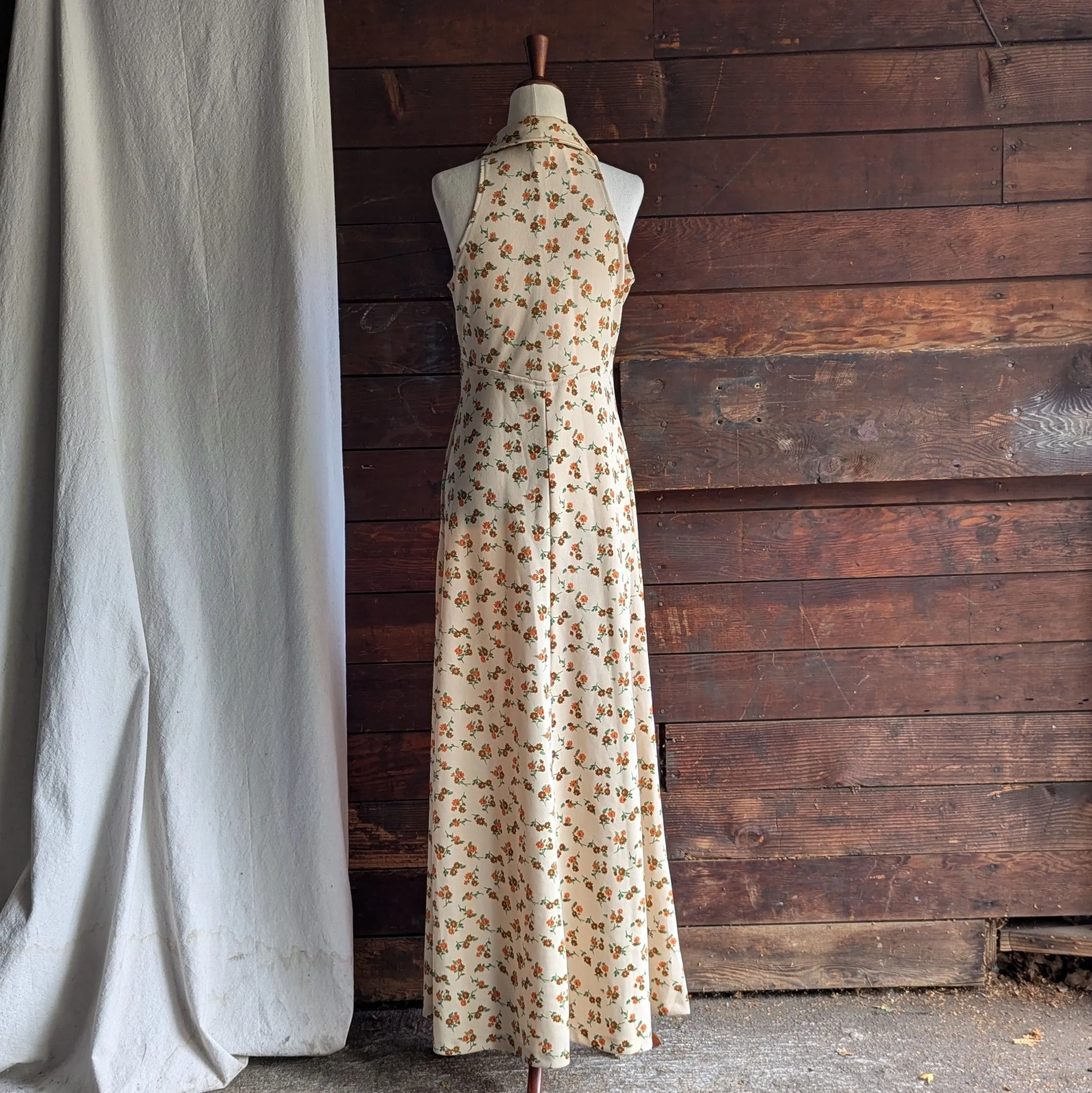 70s Vintage Sleeveless Floral Maxi Dress
