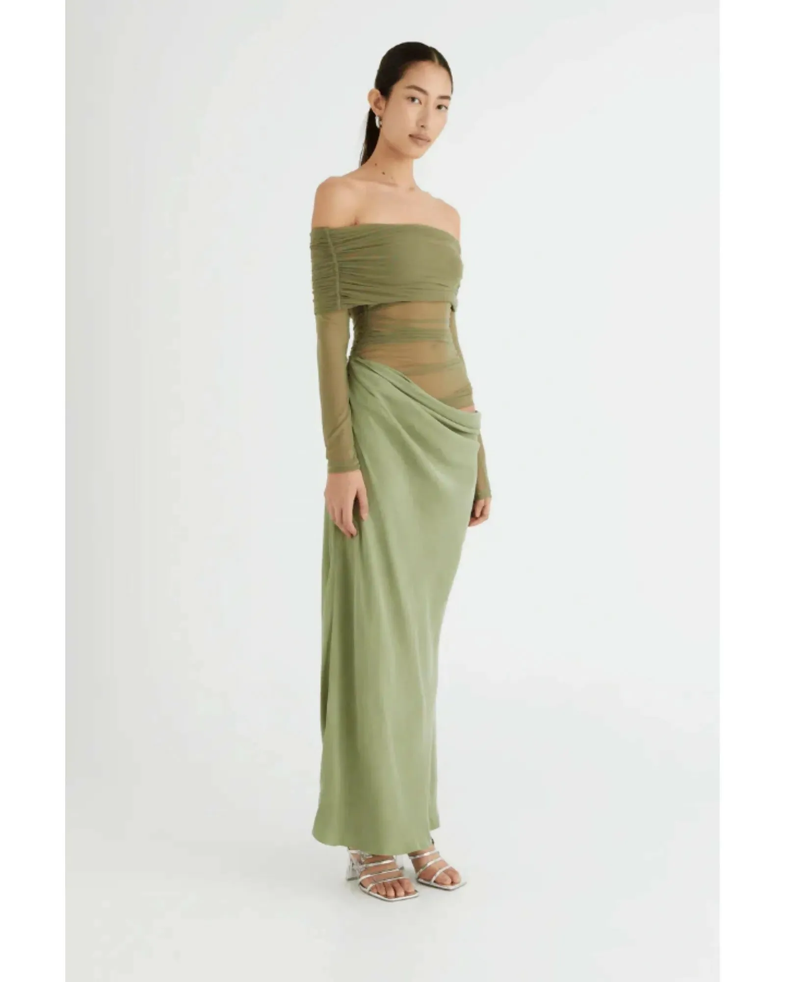 Benni Yasmin Off Shoulder Maxi in Pistachio