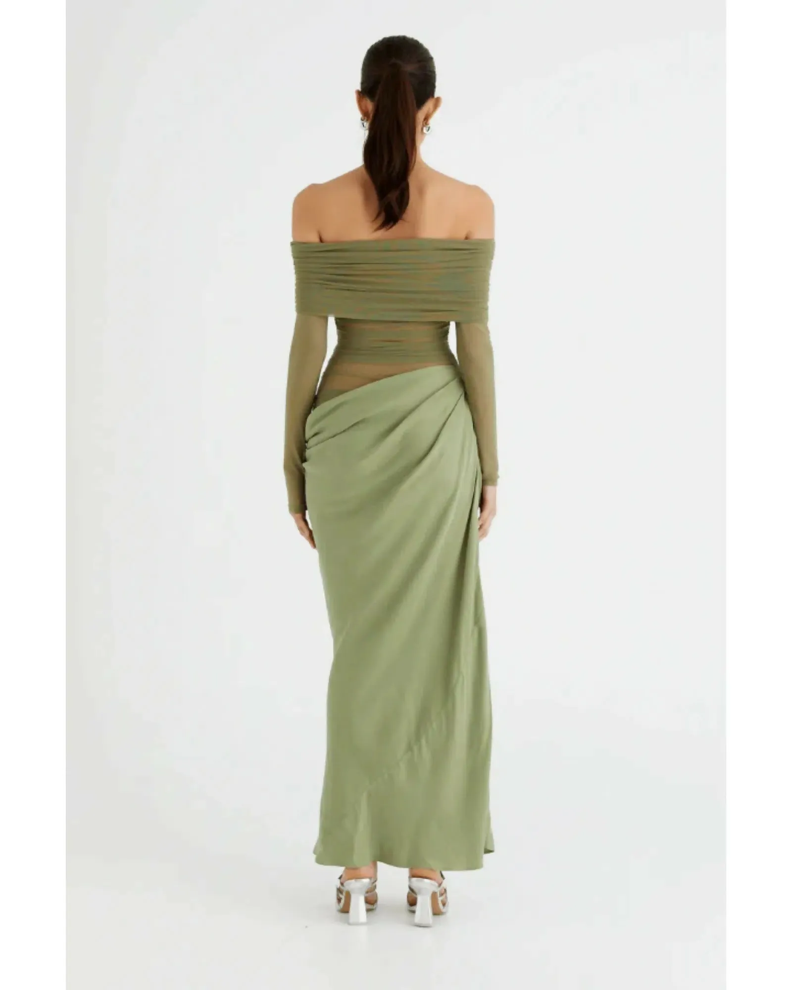 Benni Yasmin Off Shoulder Maxi in Pistachio