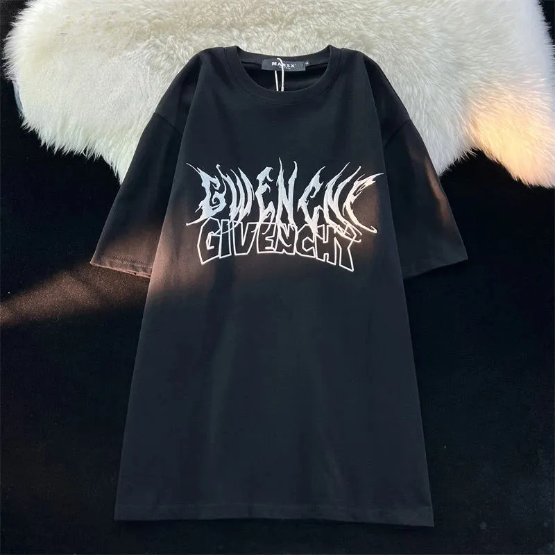 Casual half sleeved T-shirt.