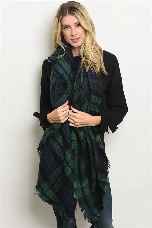 Cozy at Heart Plaid Blanket Scarf (Black)