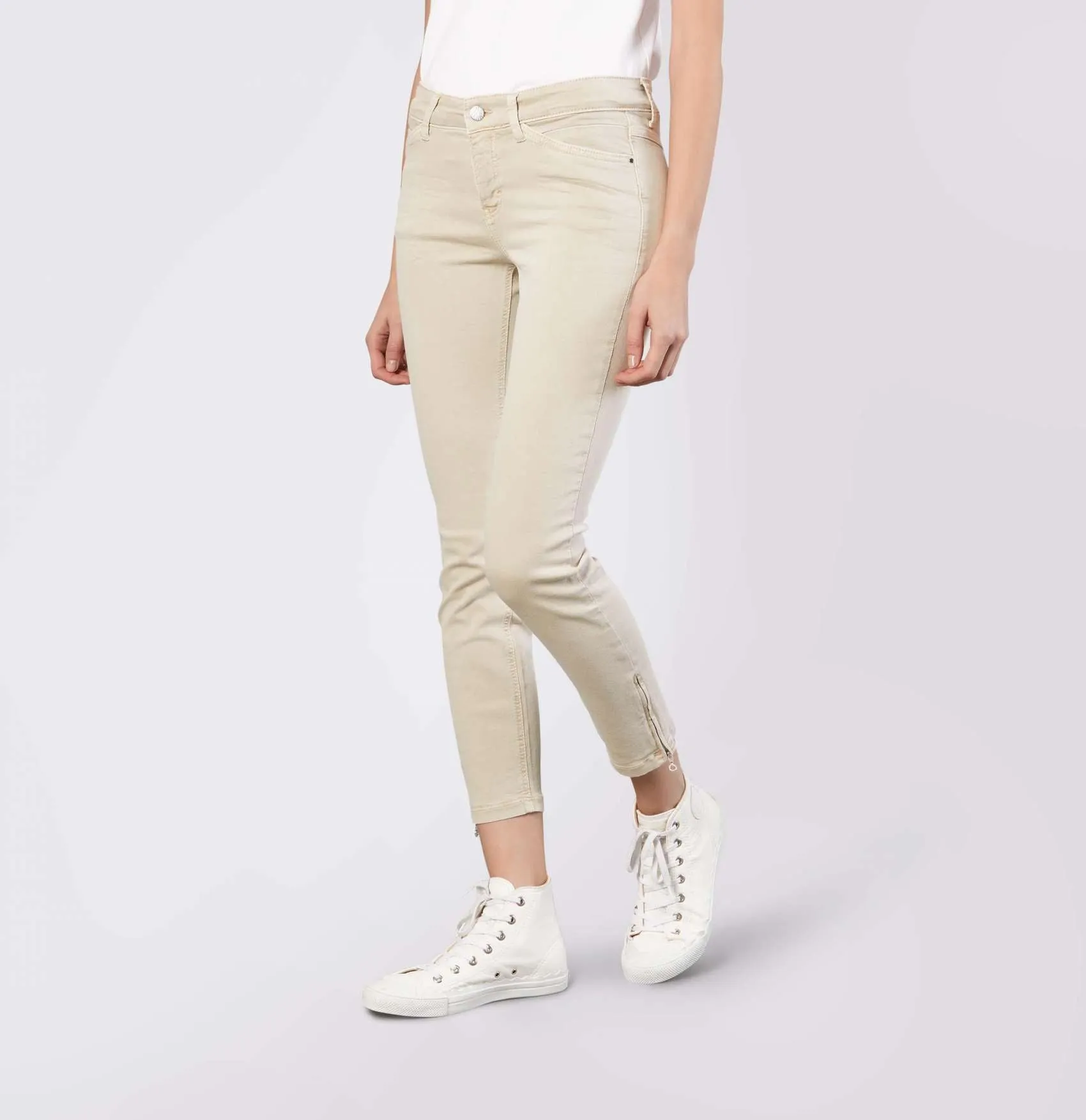 Dream Chic Crop Jean - Beige