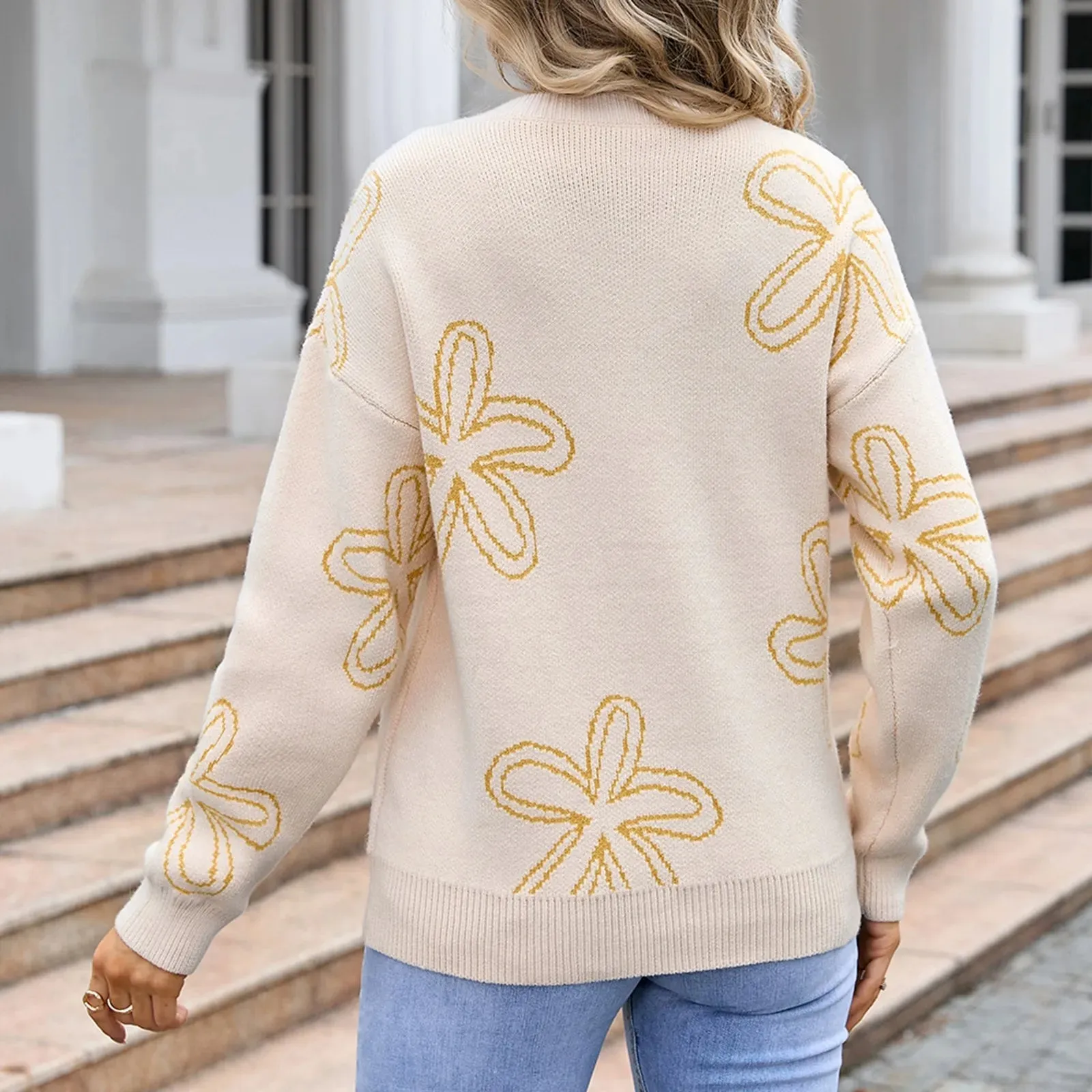 Floral Crewneck Sweater - Cozy Knit Jumper for Women