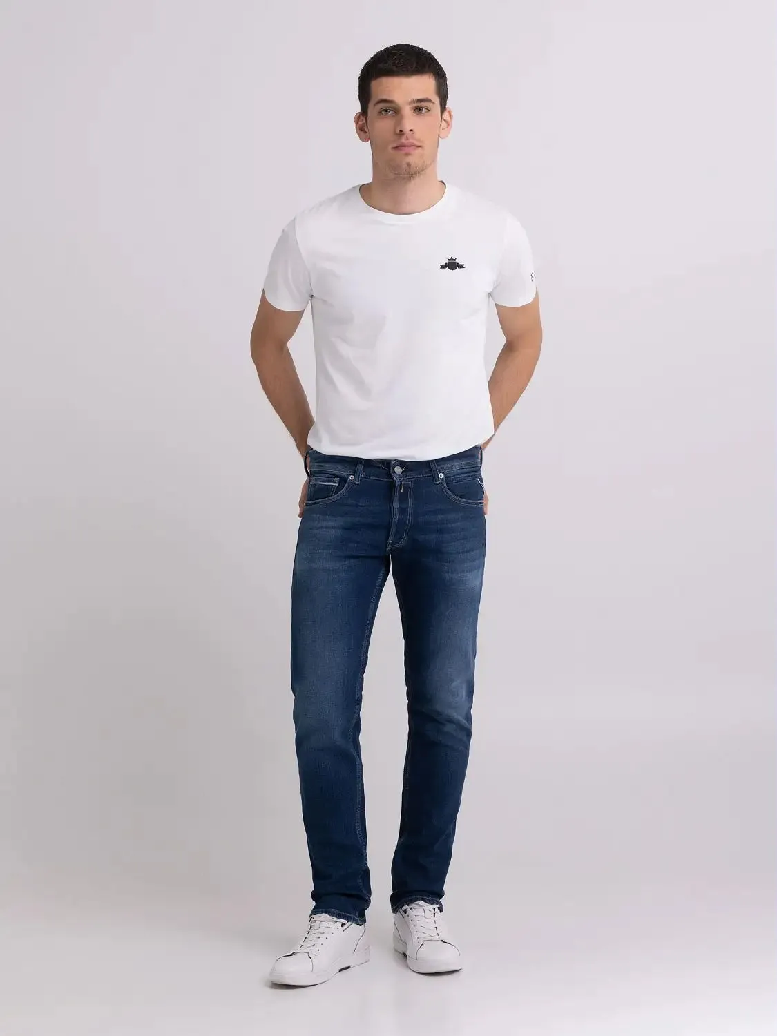 ID24214-Replay Mid Wash Grover