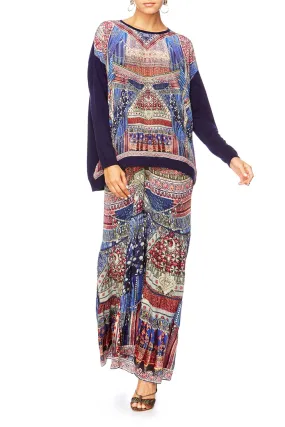 JUMPER WITH CONTRAST FRONT OVERNIGHT BAG