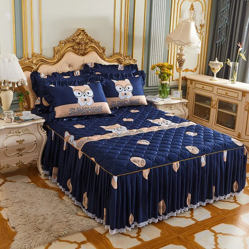 Lace Quilted Bed Skirt - Luxury King Size Bed Cover
