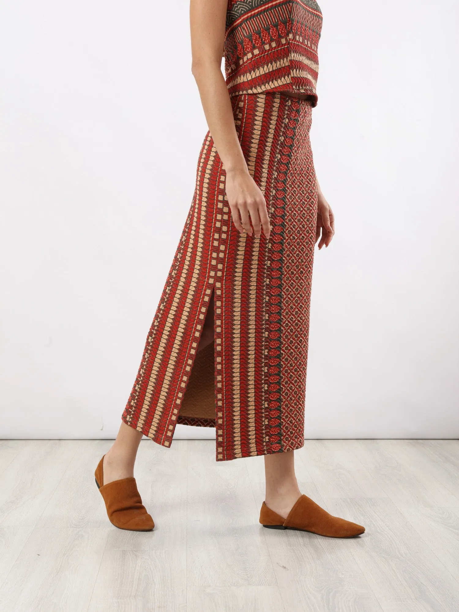 Long printed quilted skirt with side slits