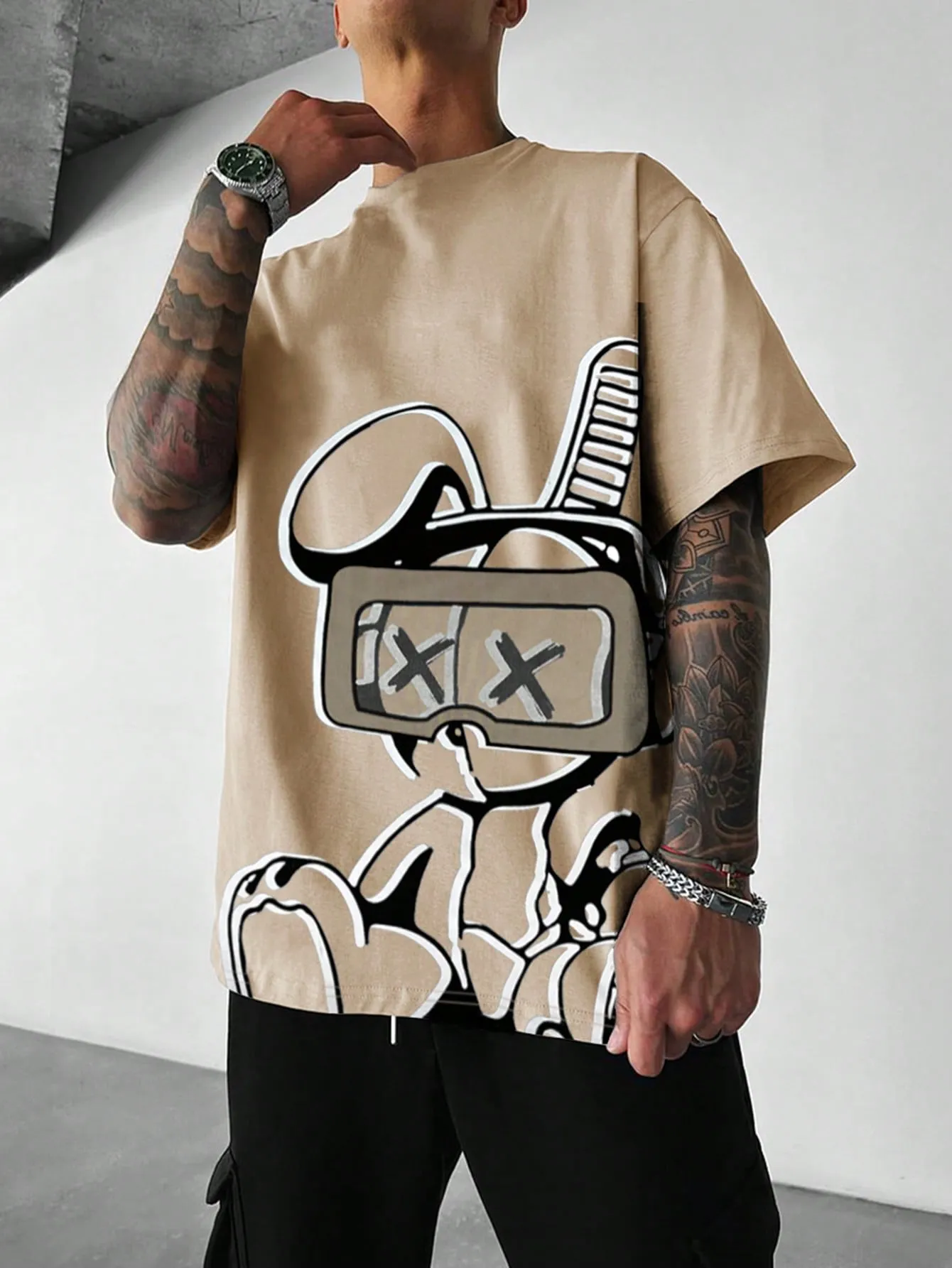 Manfinity EMRG Men's Cartoon Printed Short Sleeve T-shirt
