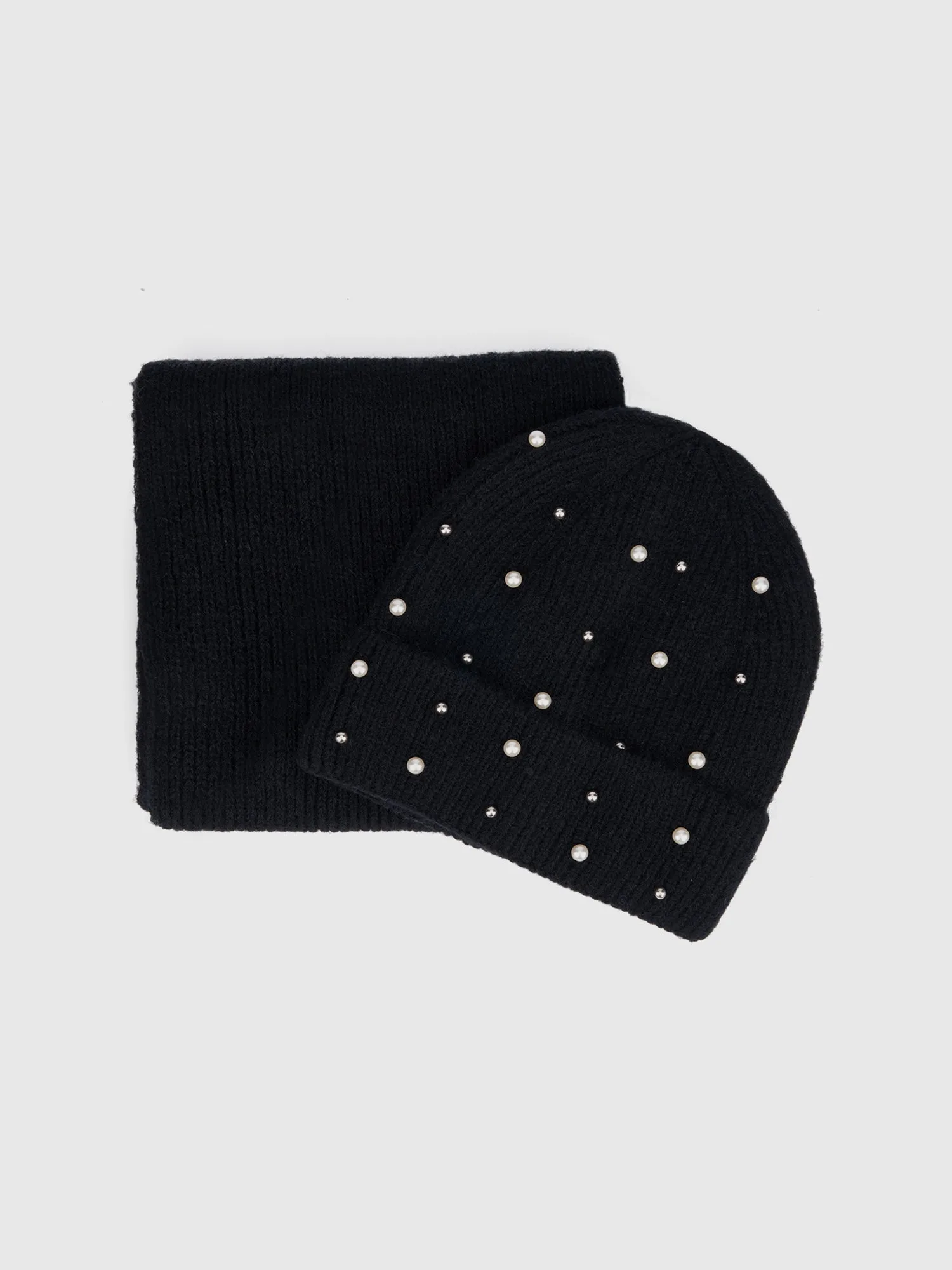 Pearl Beanie Scarf Set
