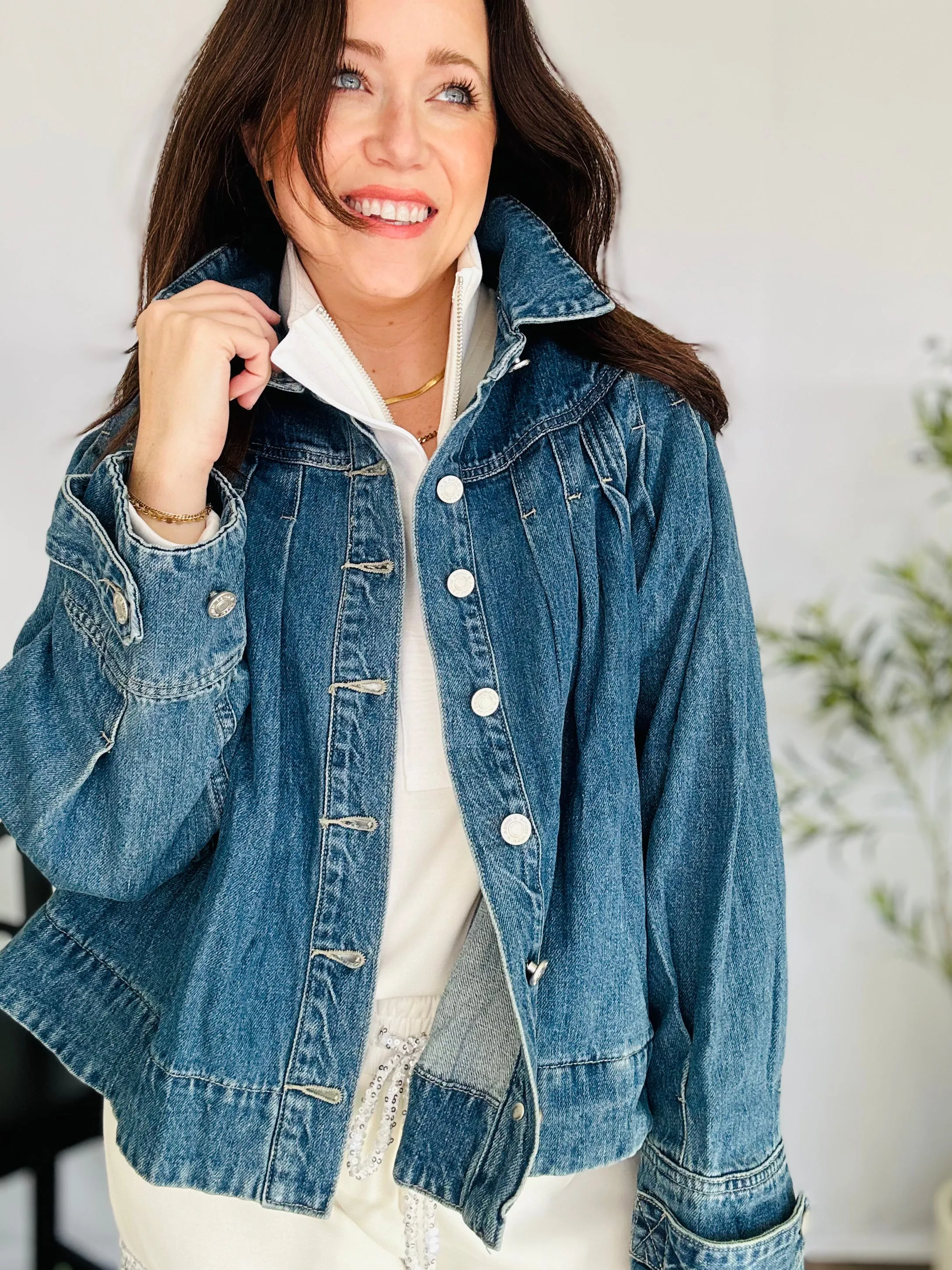 Pleated Cropped Denim Jacket