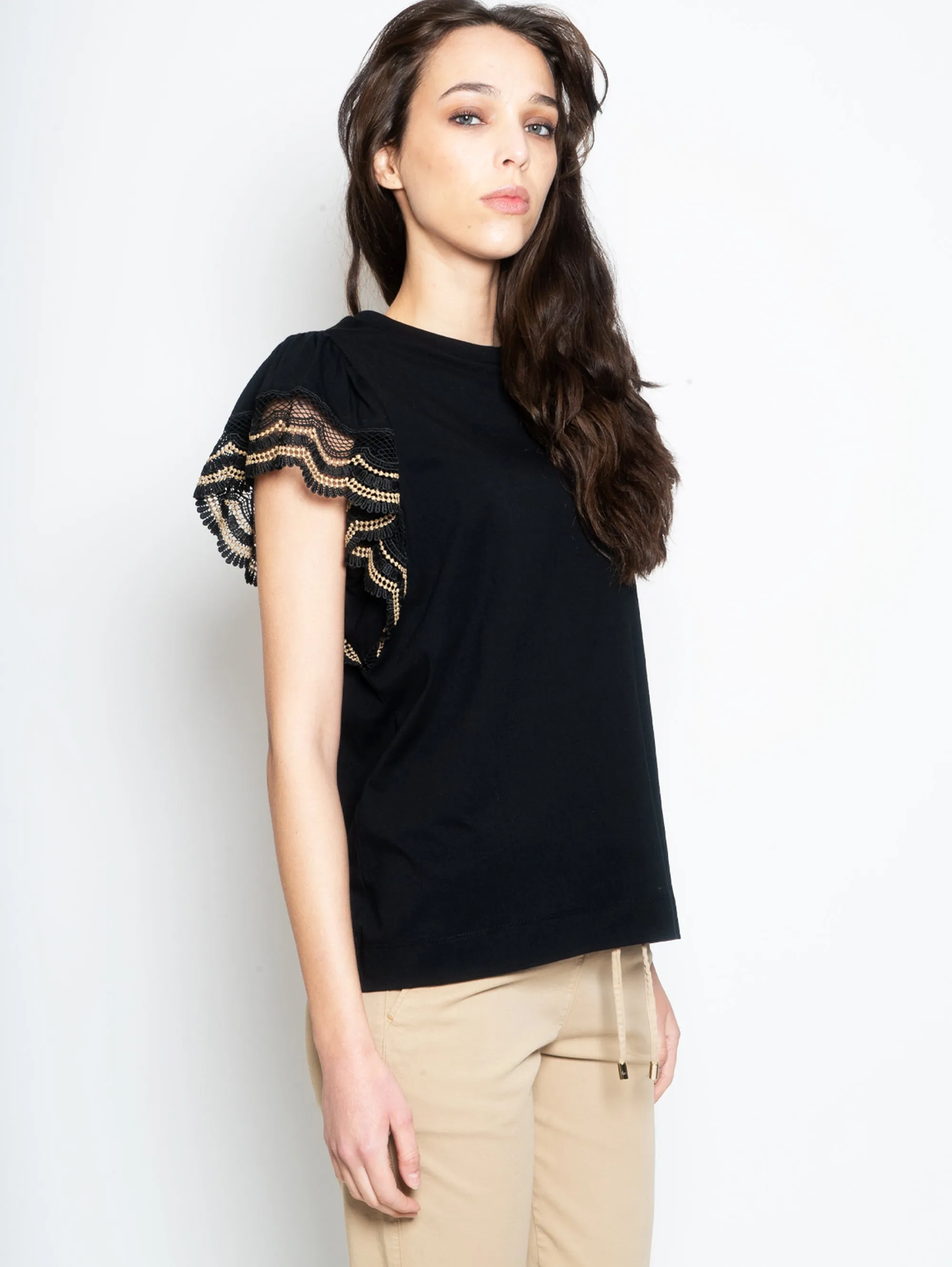 T-shirt con Maniche con Bordi in Pizzo Nero