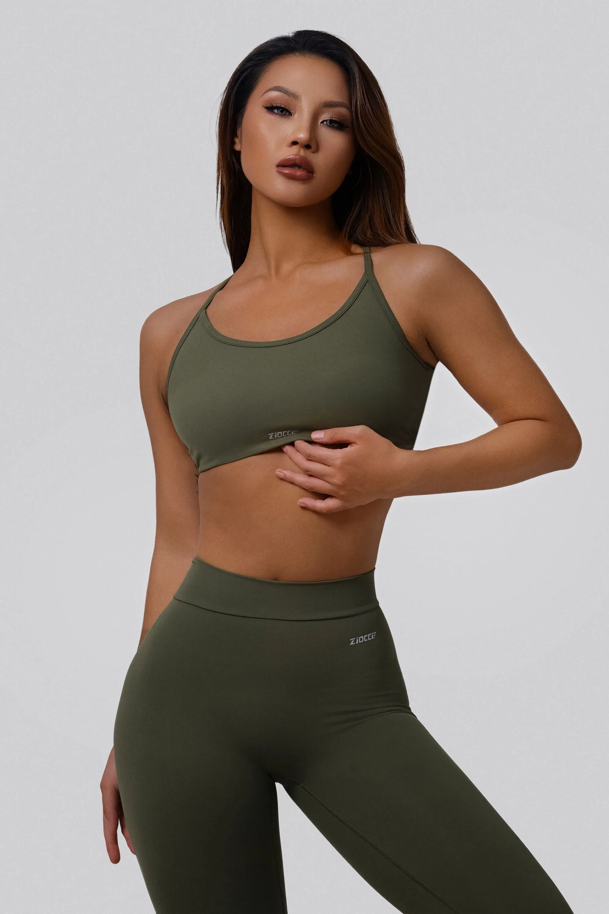 V-Back Scrunch Leggings