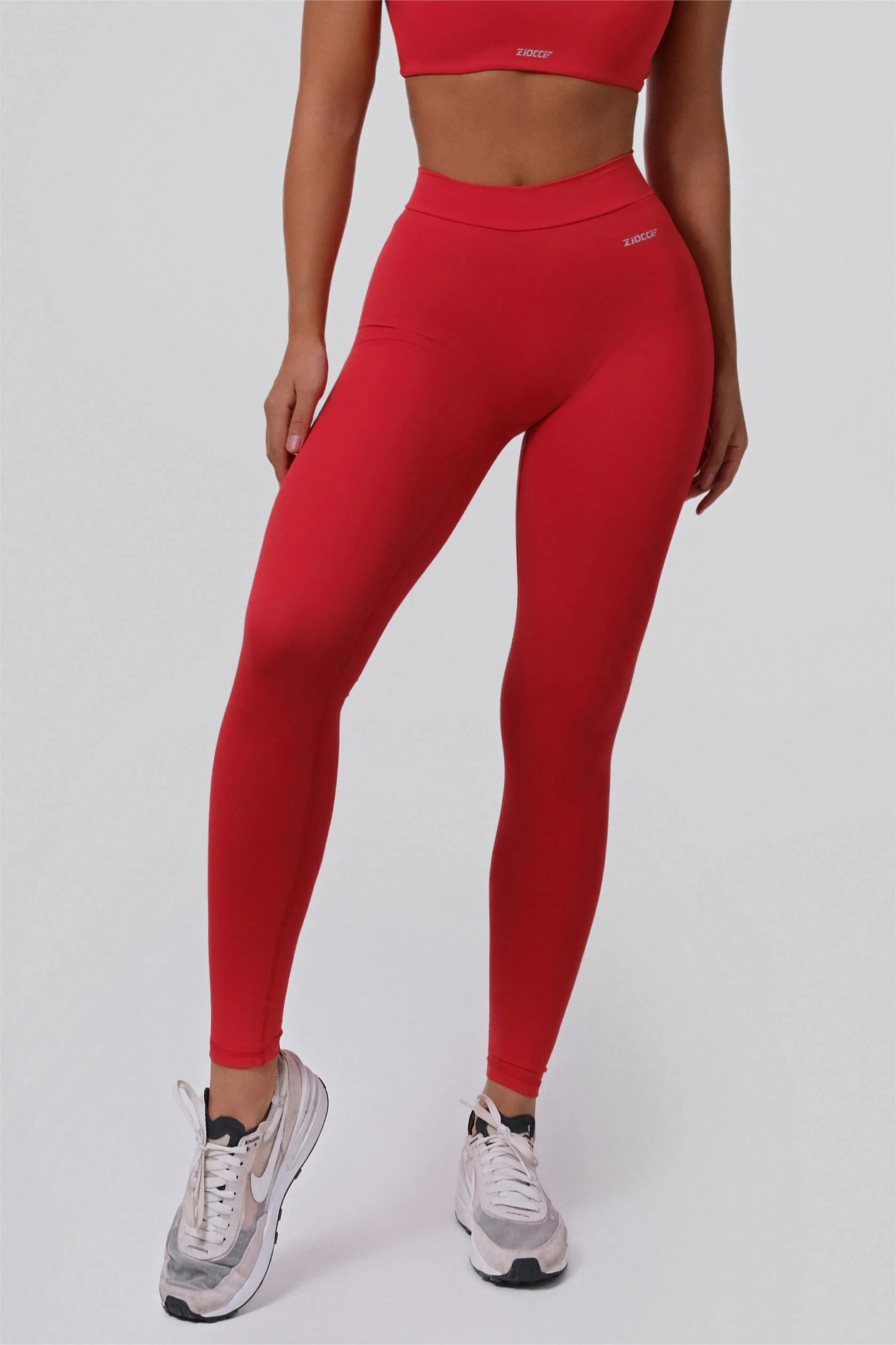 V-Back Scrunch Leggings