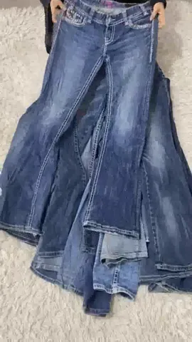 Y2k Unique Beaded Flare Leg Jeans - 16 Pcs